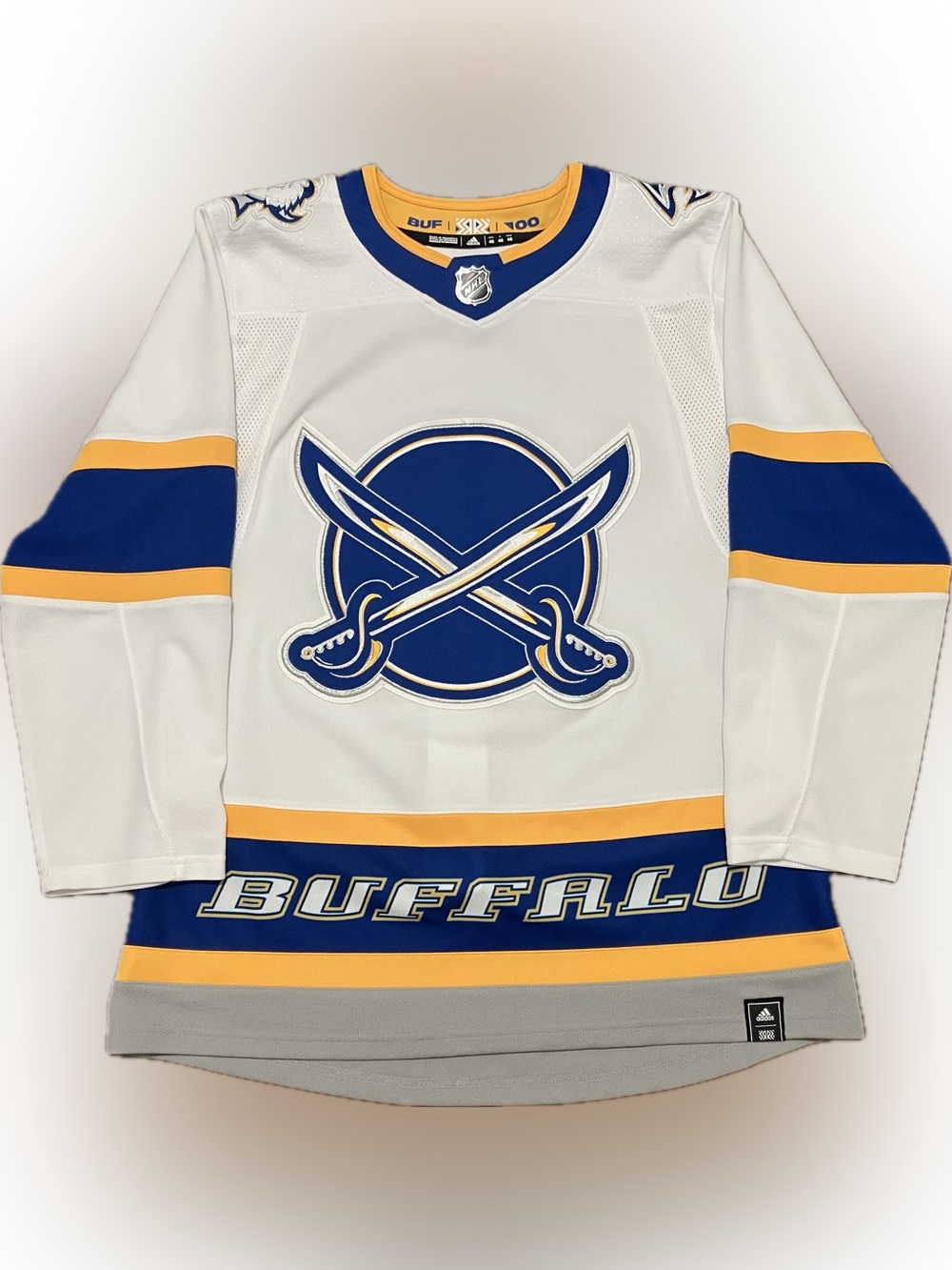 Buffalo Sabres Blank Reverse Retro 1.0 Adidas NHL Hockey Jersey Size 46